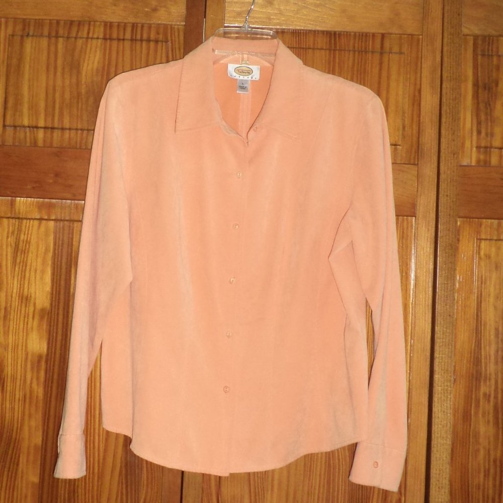 TALBOTS PETITES light orange velour like button front fitted shirt sz L